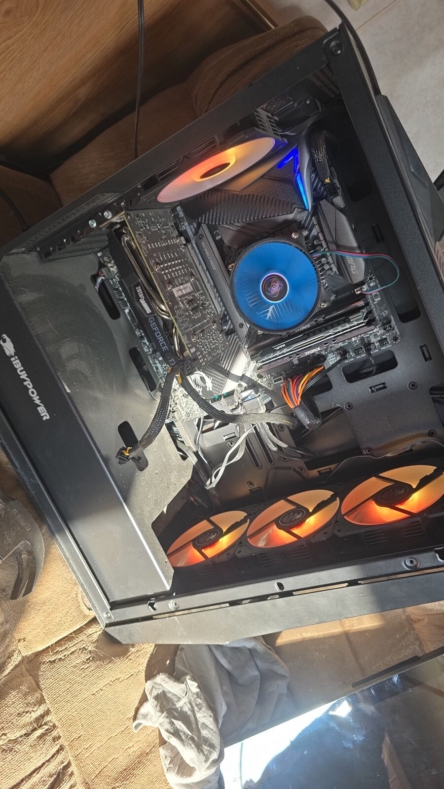 iBUYPOWER Slate 6 Mesh (1TB SSD Intel Core i5-13600KF 3.5GHz 16GB RAM) Gaming...