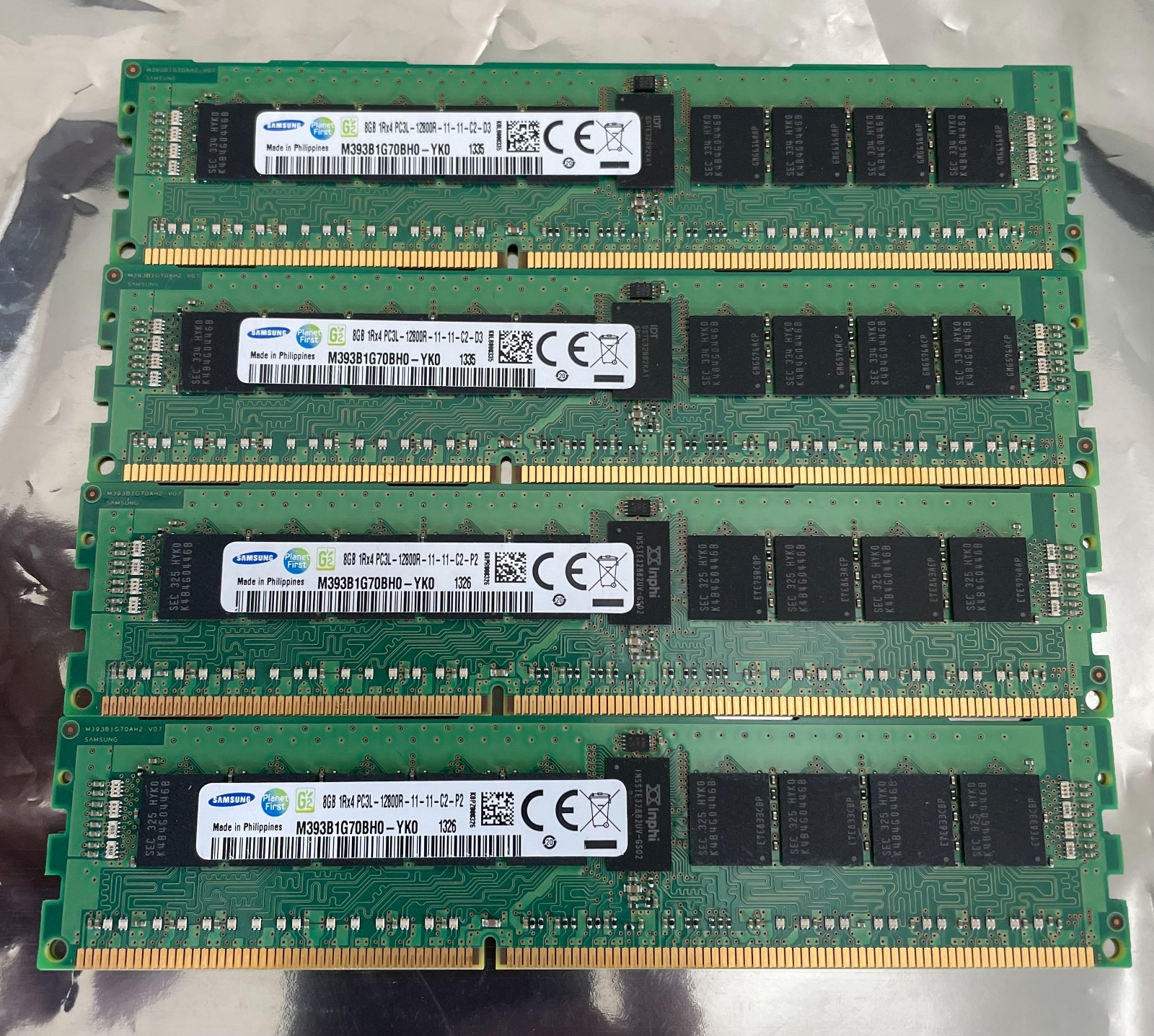 Samsung M393B1G70BH0-YK0 32GB (4x8GB) PC3-12800 DDR3-1600MT/s 1RX4 ECC Memory