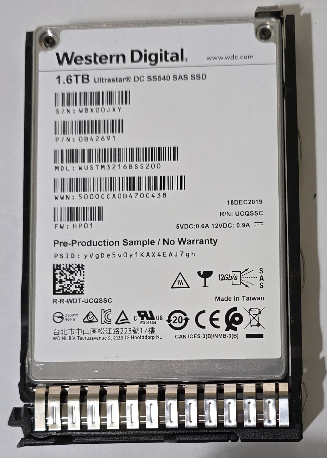 1.6TB HPE EO001600JWUGE-SC 2.5in DS SAS-12G Write Intensive G9 G10 SSD ES