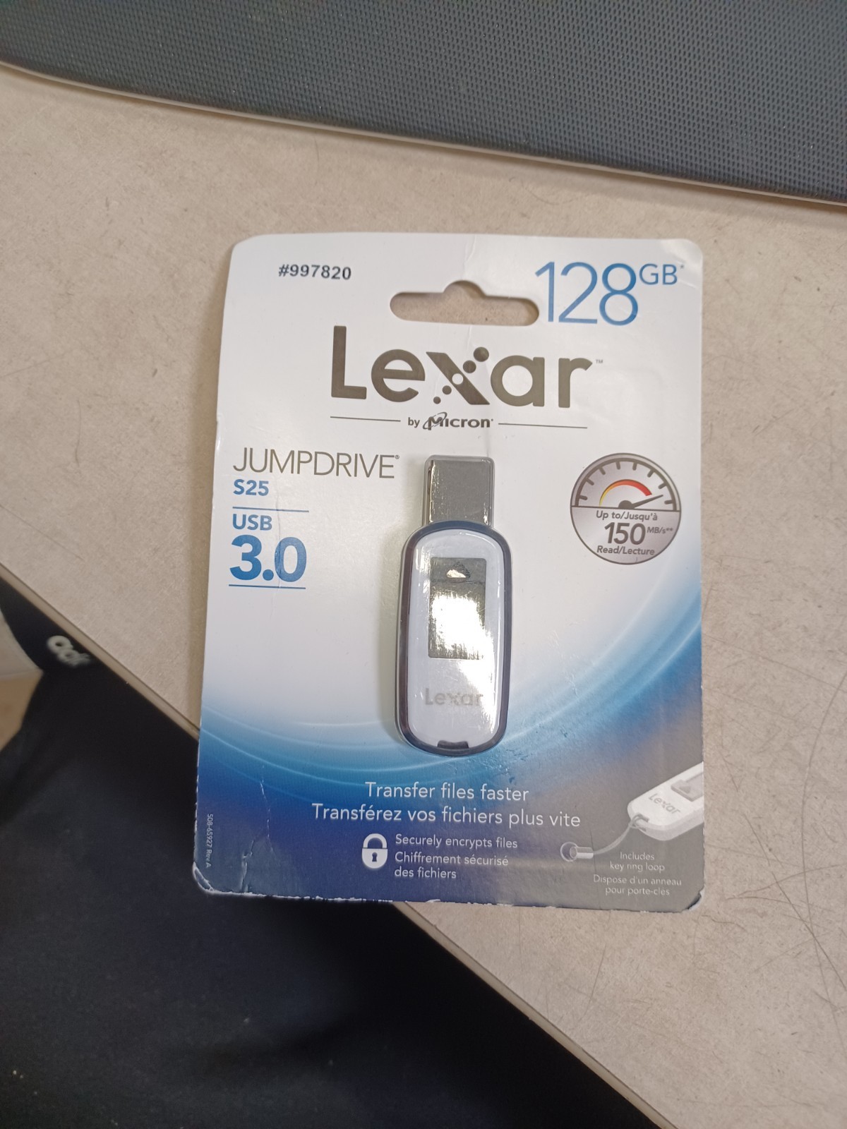 Lexar 128 GB JUMPDRIVE S25 USB 3.0 Brand New Unopened Package White and Black