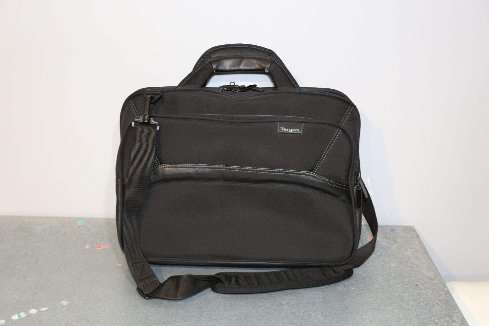 Targus Spruce TBT256-70 Carrying Case for 15.6" Notebook - Black