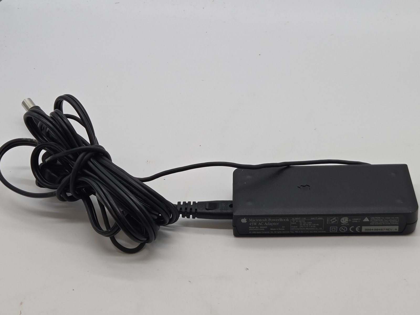 Vintage Apple M4402 Black 24V 1.87A 45W AC Power Adapter for Macintosh PowerBook
