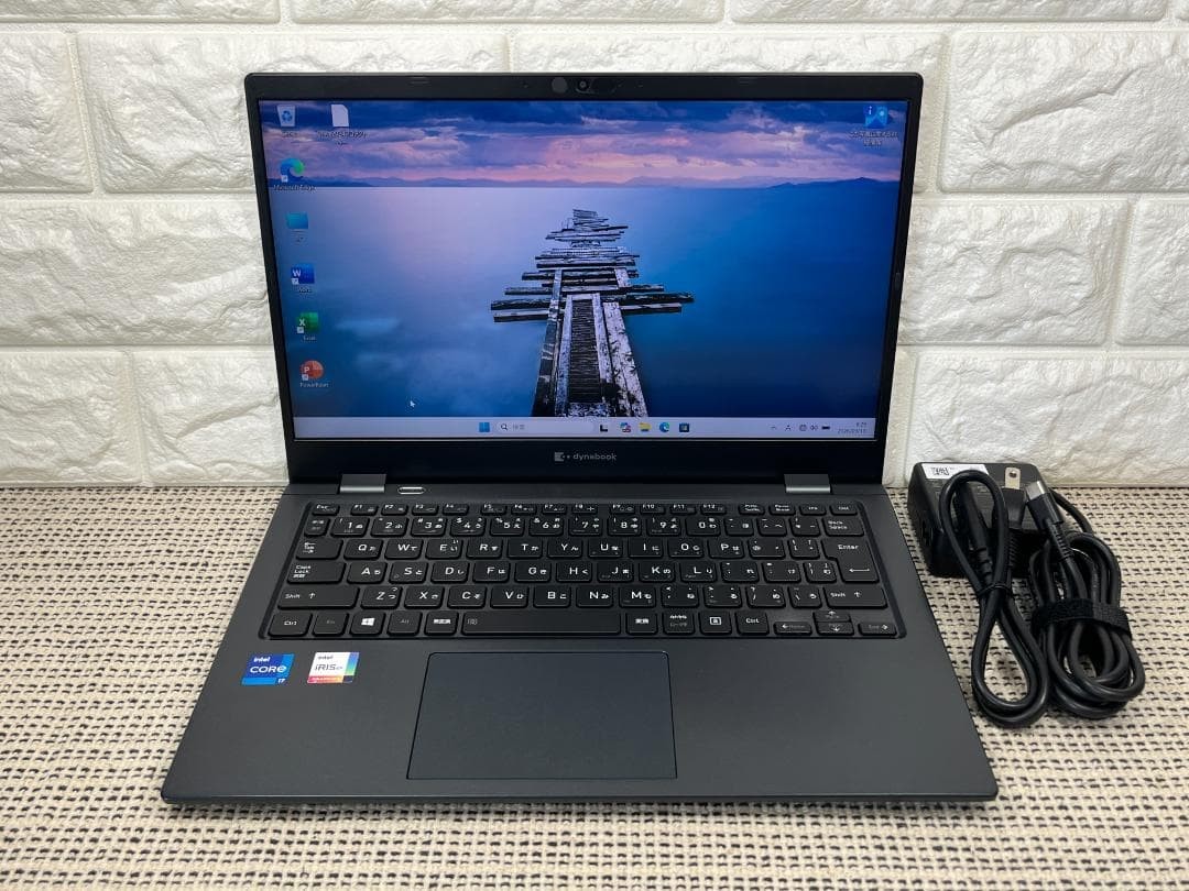 Dynabook G83/HS Laptop Core i7-1165G7 16GB 512GB SSD 13.3 FHD Win11 Pro Japan