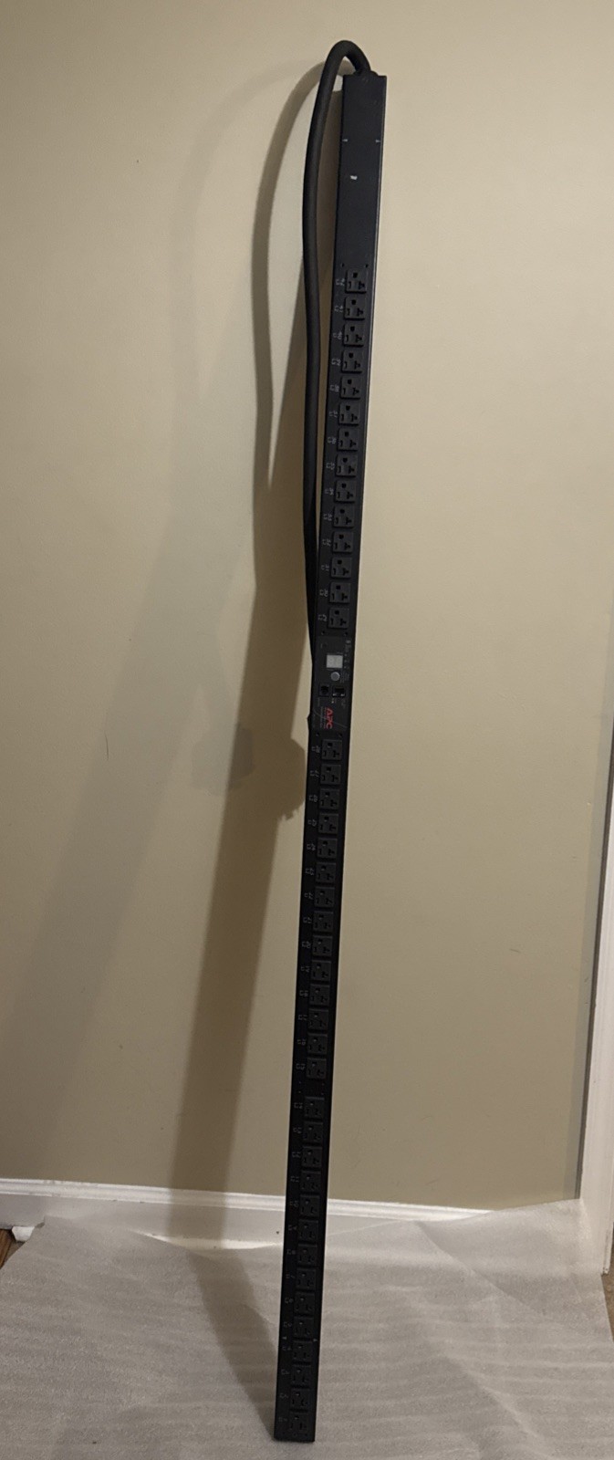 APC 16 Amp 208/120VAC PDU 50/60Hz AP7862 🟦