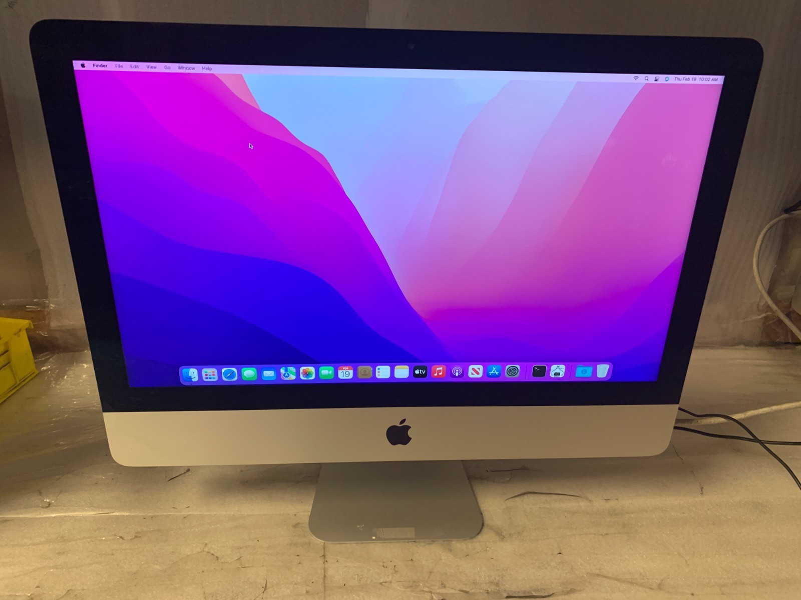 Apple iMac 2015 A1418 21" Core i5-5250U 8GB RAM 1TB HDD Os Monterey