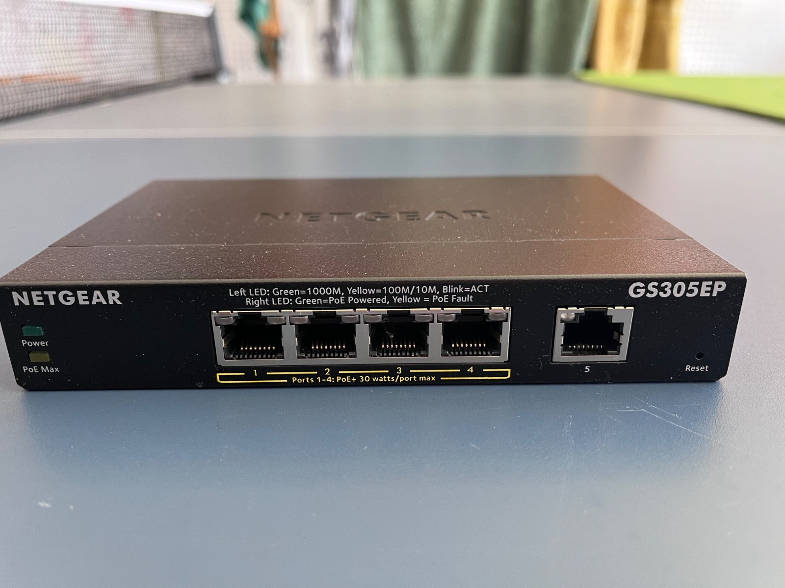 NETGEAR GS305EP 5-Port Gigabit Ethernet Plus Switch (PoE+)