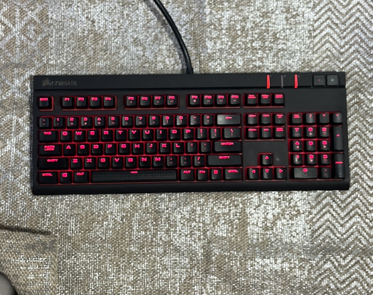 Corsair Strafe CH-9000088-UK USBWired Red LED Gaming Keyboard