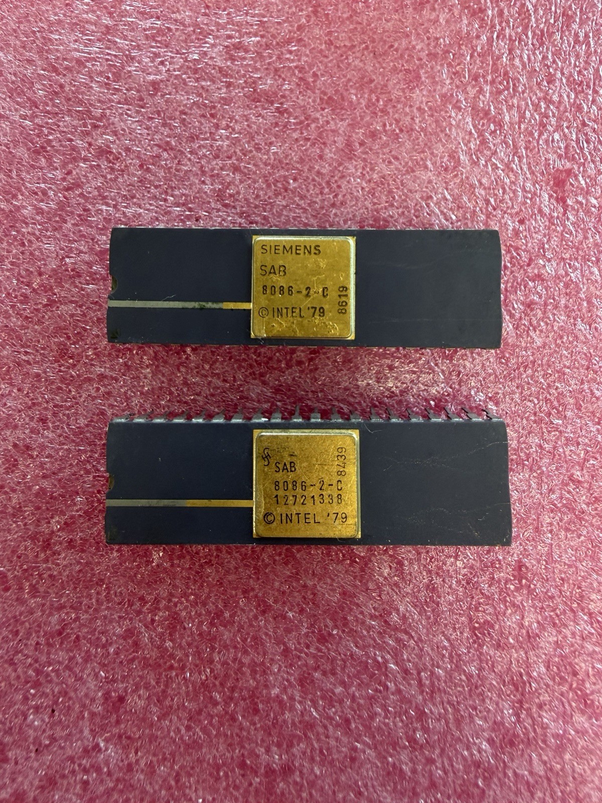 Lot of 2 - Siemens SAB 8086-2-C Intel Clone Gold Cap IC
