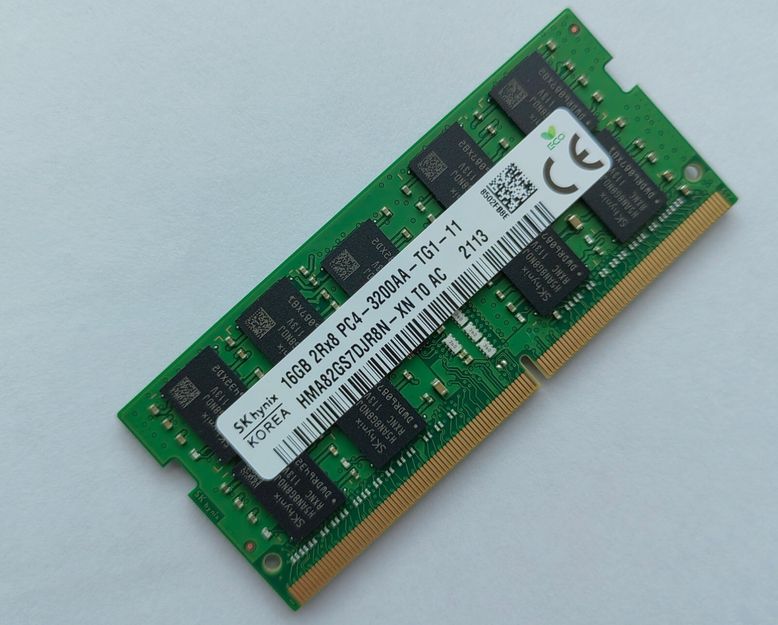 SK hynix 16GB DDR4 3200 Laptop ECC SODIMM RAM 2Rx8 PC4-25600 HMA82GS7DJR8N-XN
