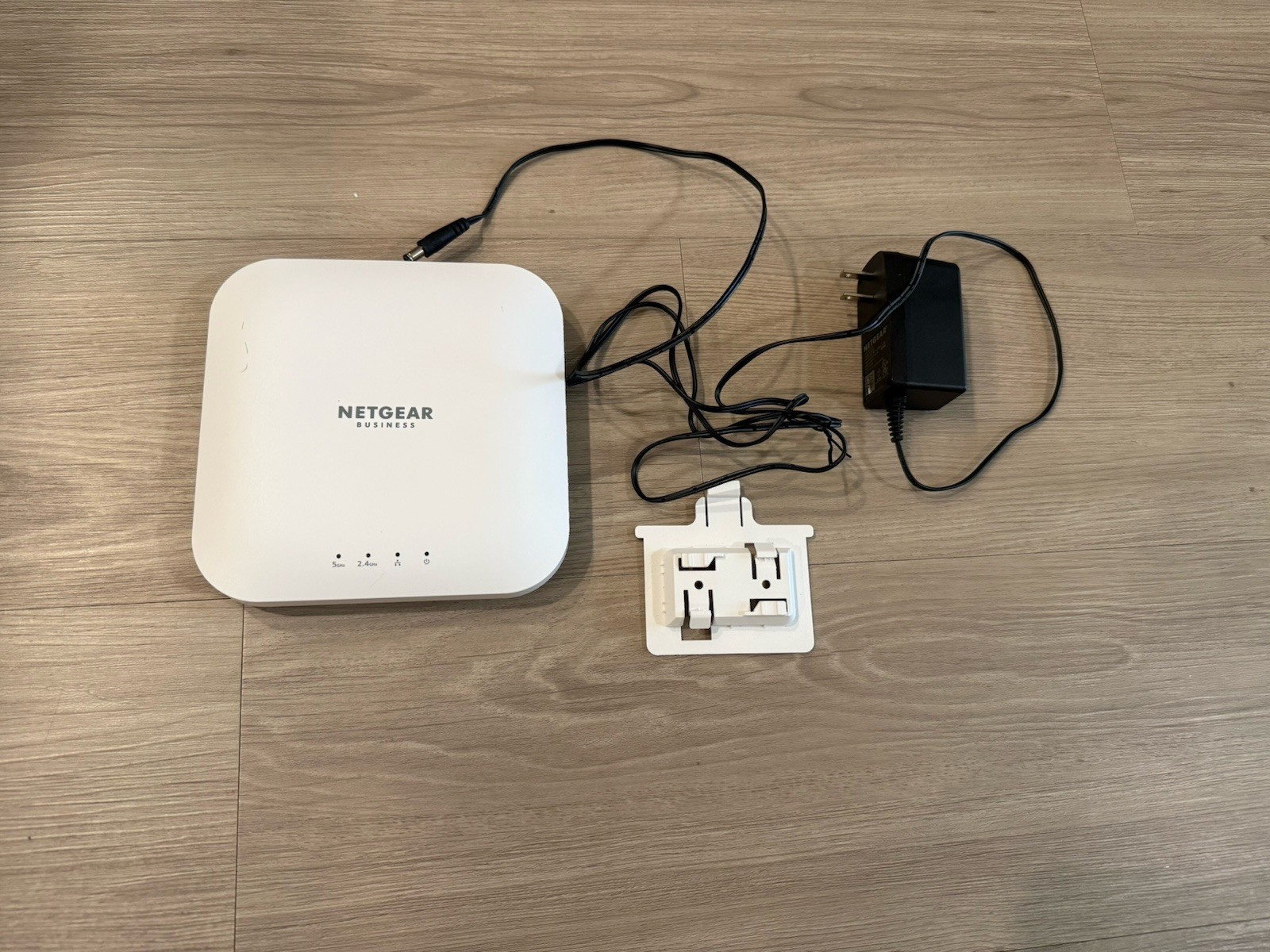 NETGEAR AX1800 Wireless Access Point - White (WAX214PA)