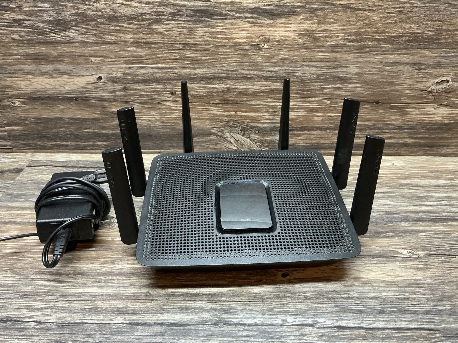 Linksys EA9300 Wi-Fi Router AC4000 Tri-Band 5 Port Max-Stream FAST SHIPPING