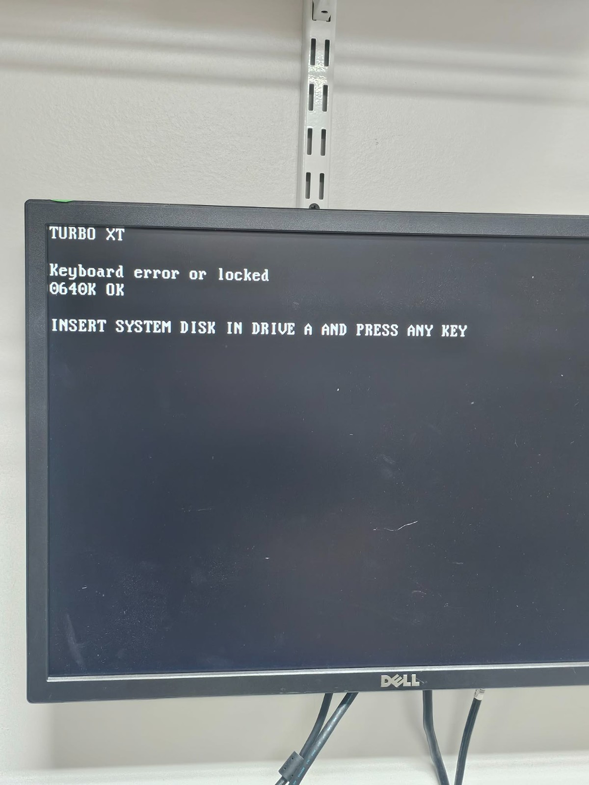 Retro Vintage KAYPRO MC-10  Desktop Computer Turbo XT - Tested to power and post