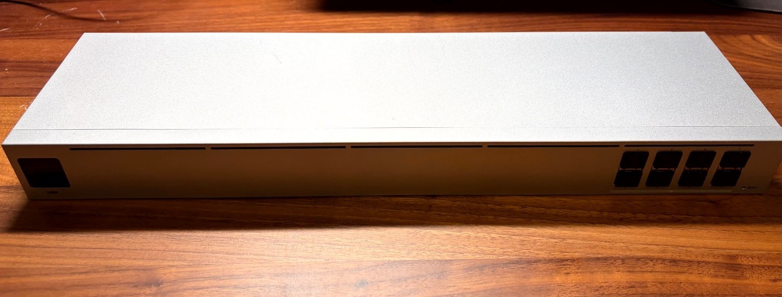 Ubiquiti UniFi 8-Port 10G SFP+ Managed Aggregation Switch