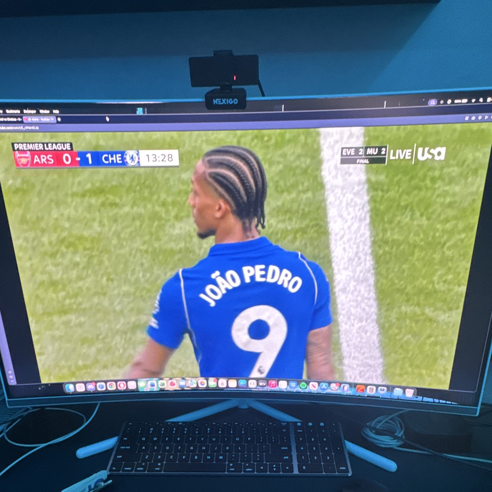 Samsung 32inch Curved 4k 60fps