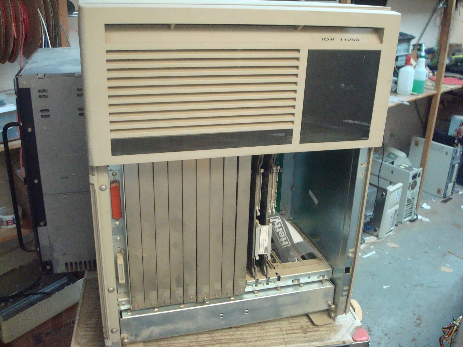 DEC SYSTEM 5500 220QH-B9 RISC Server - Digital Equipment Corporation