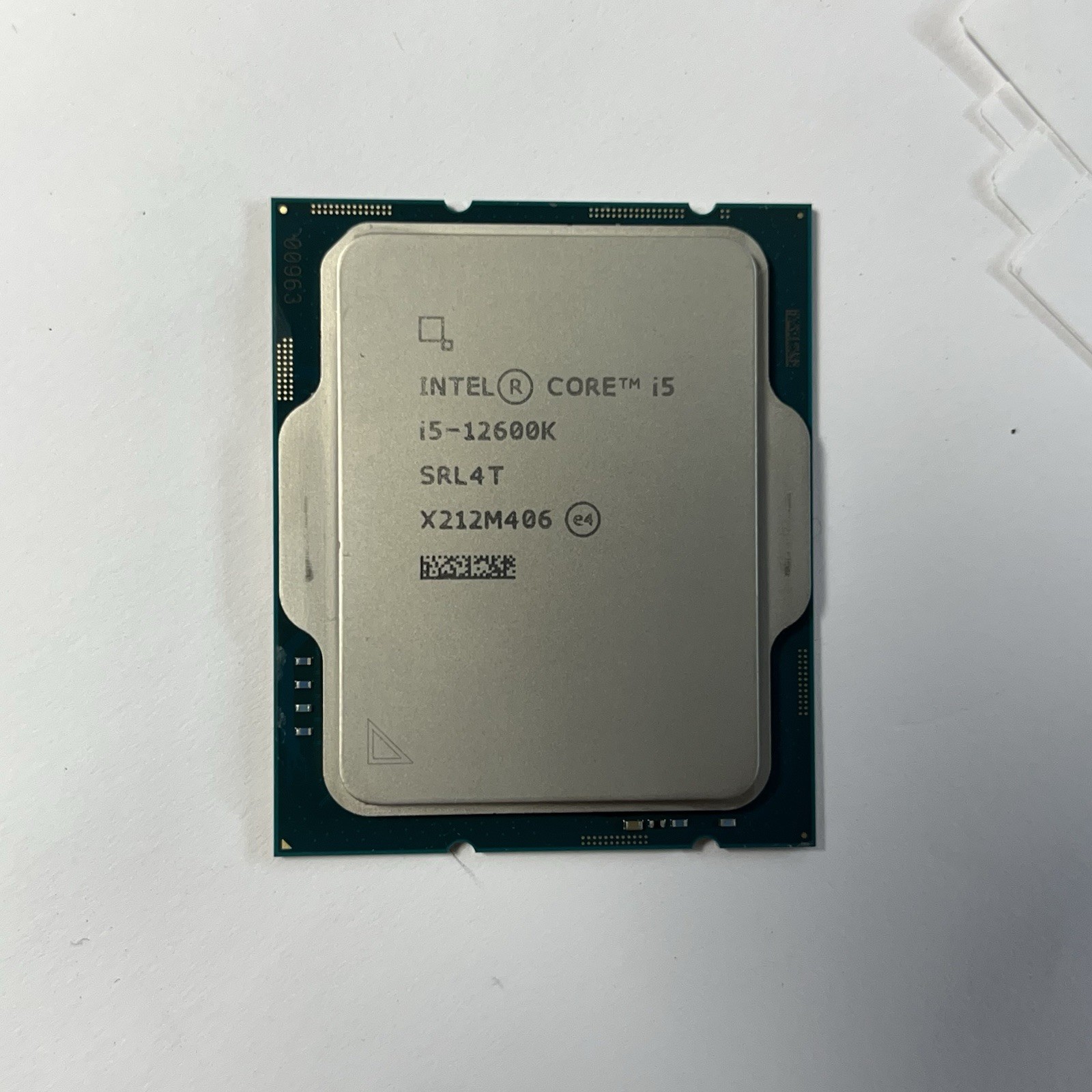 Intel Core i5-12600K Processor (4.9 GHz, 10 Cores, FCLGA1700) Box -...