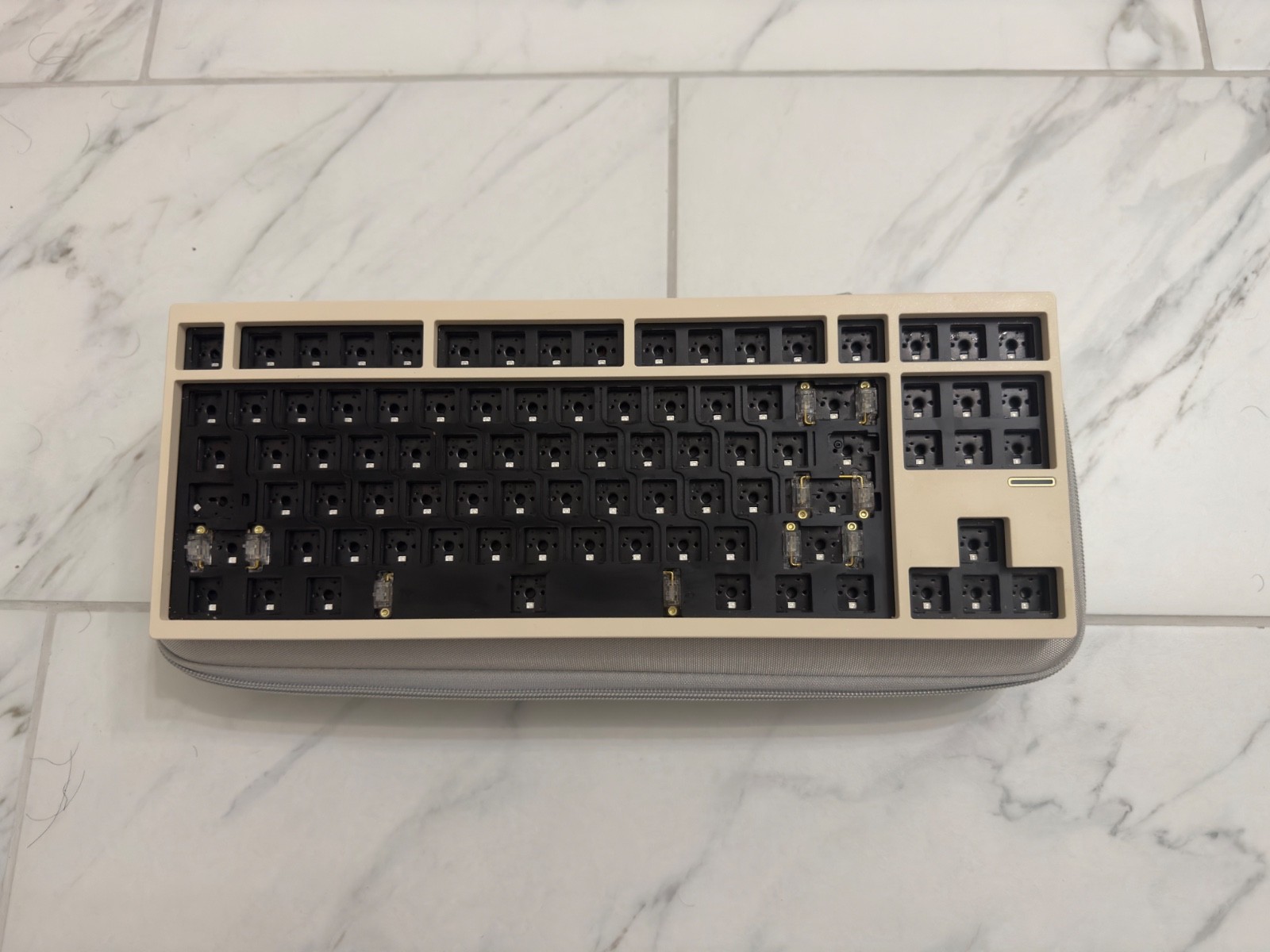 Qwertykeys QK80 Mechanical Keyboard with E-Cream Case