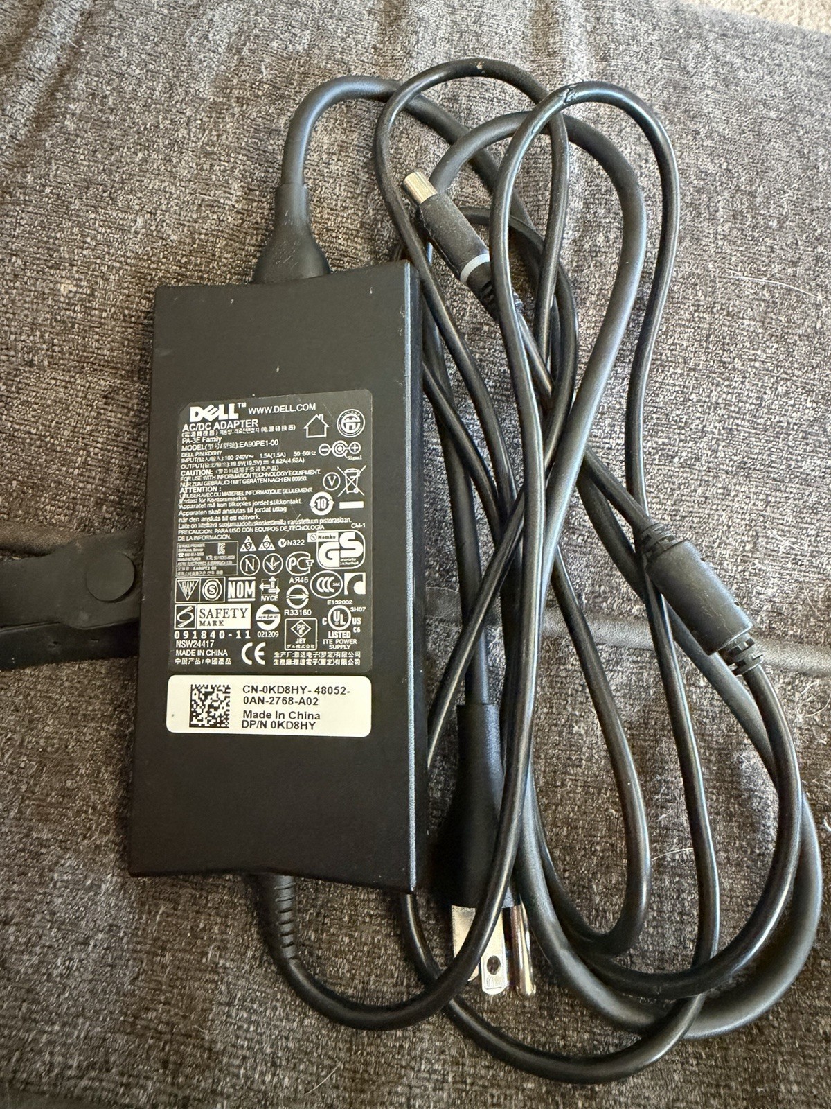 Dell 90W AC Adapter Laptop Charger LA90PM111 19.5V 4.62A 0KD8HY OEM