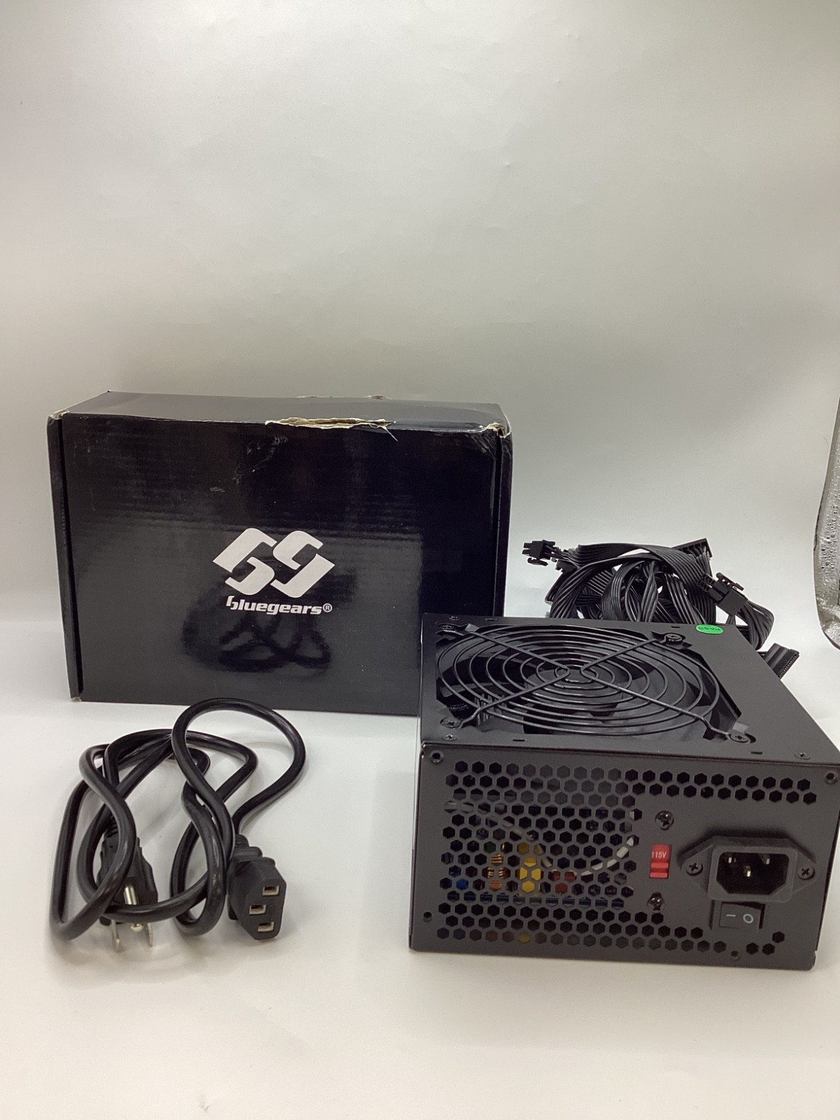 Bgears b-Vigor700W 700 W ATX Non-Modular Power Supply
