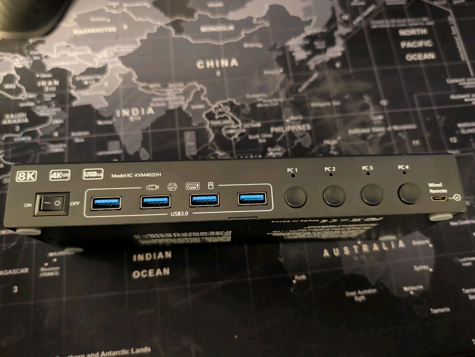 KCEVE KVM Switch 4x2 Dual Display DP + HD/USB 3.0