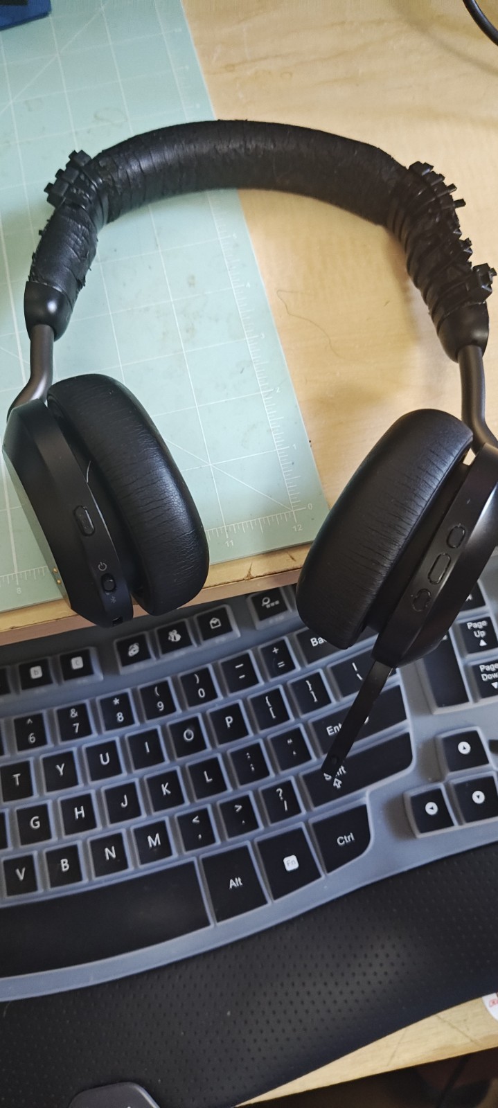 Jabra Evolve2 75 Black Wireless Bluetooth USB-A Headset ANC Boom Mic Headband