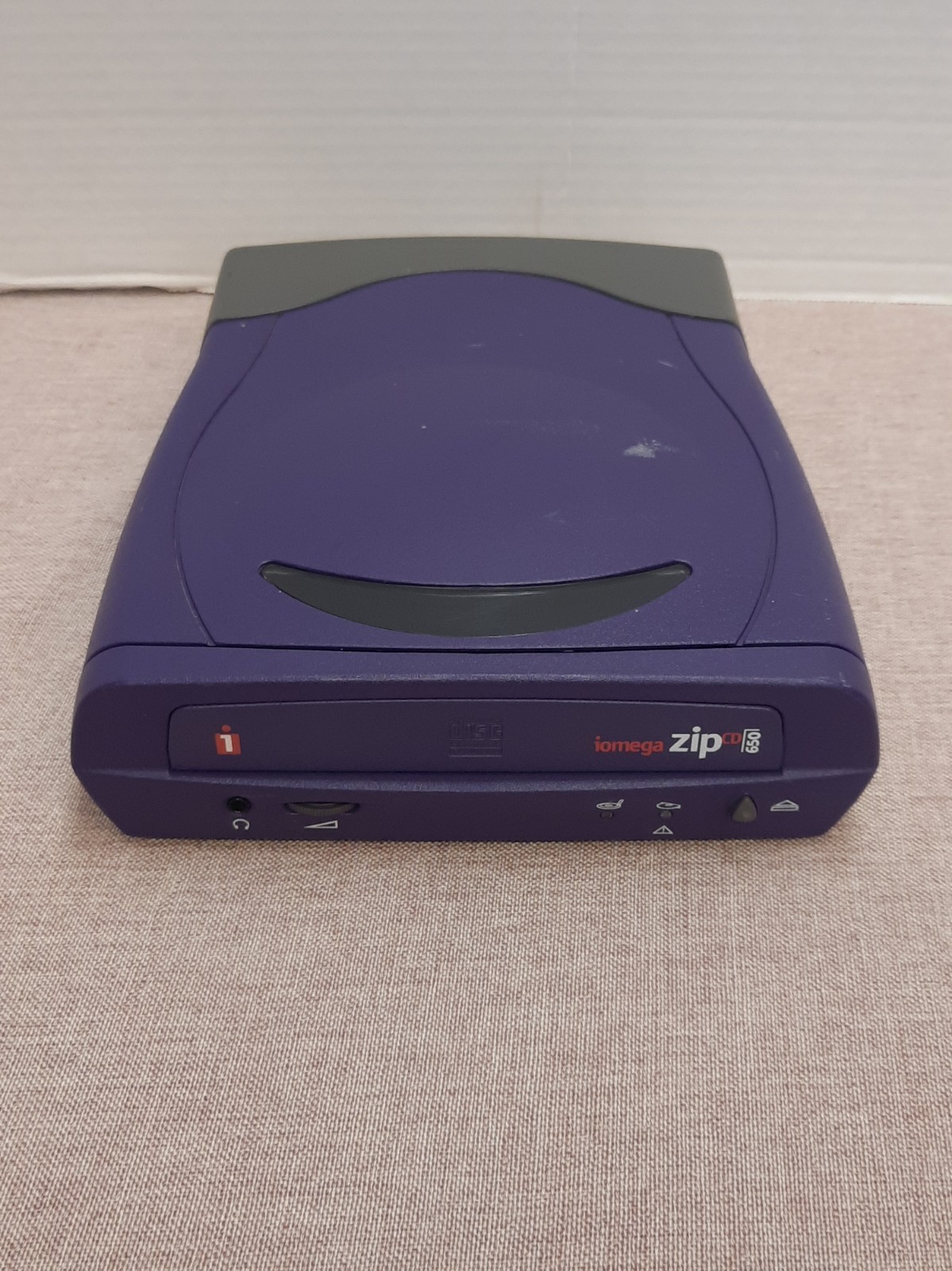 IOMEGA ZIP CD 650 Drive Untested Parts Only Read Description 