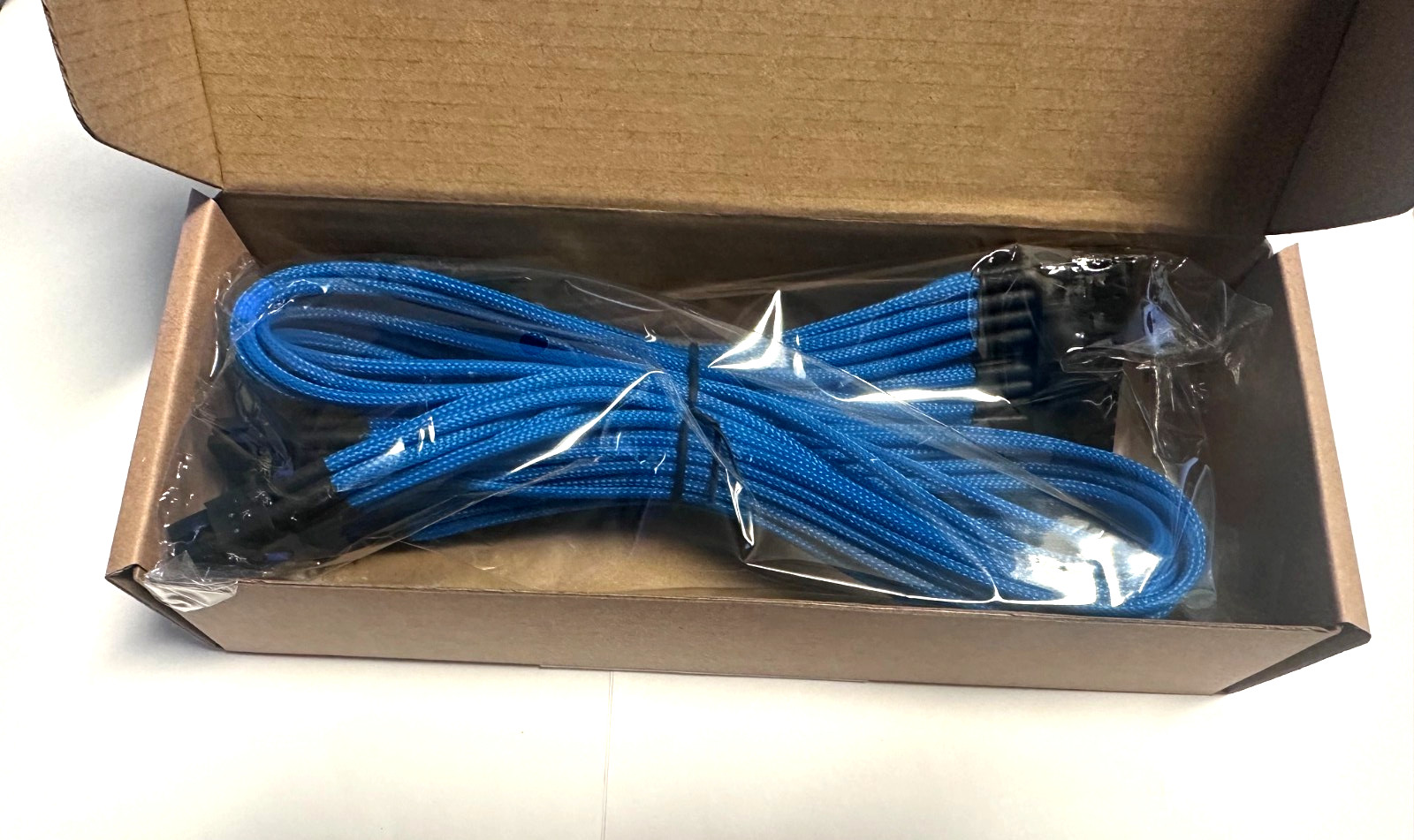 CorsairCP-8920070 Individually Sleeved AX 860/760 ATX 24pin Blue (Generation 2)