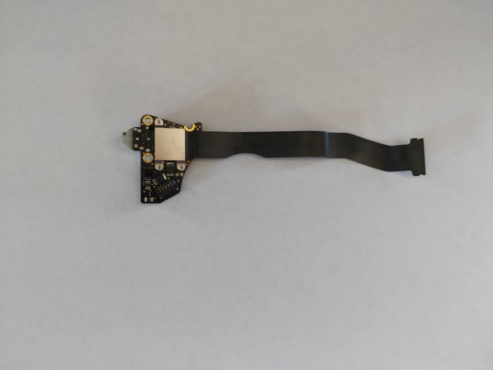 Apple Macbook Air 13 inch,  A2179,  2020, Audio,Power I/O Board , Flex Cable