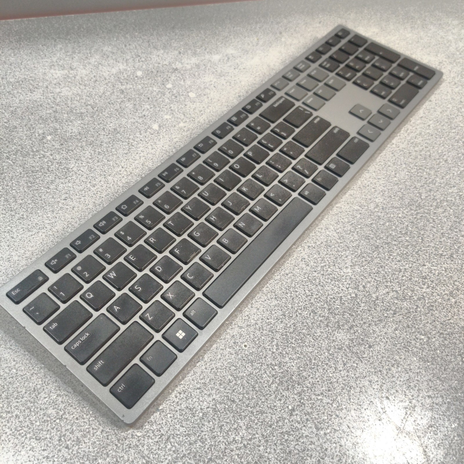 TESTED Dell KB7221WT Multidevice Bluetooth Wireless Keyboard Only