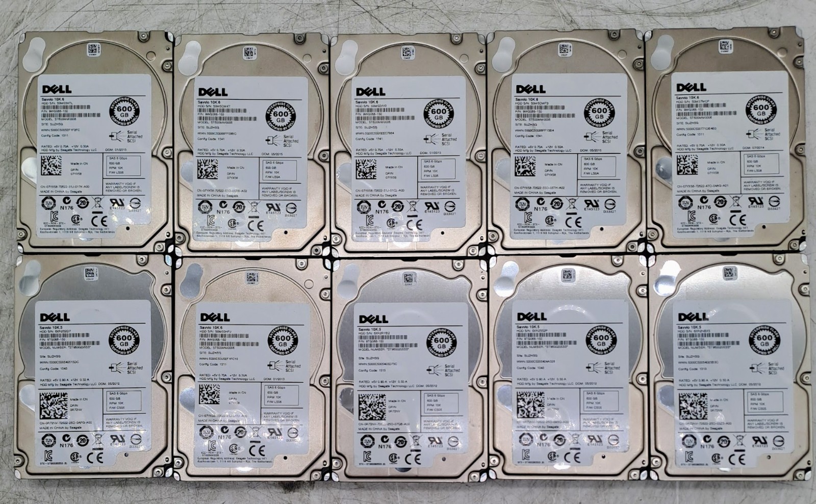 SAS - Lot of 10 Dell HDD 2.5" SAS 600gb different brands check the description
