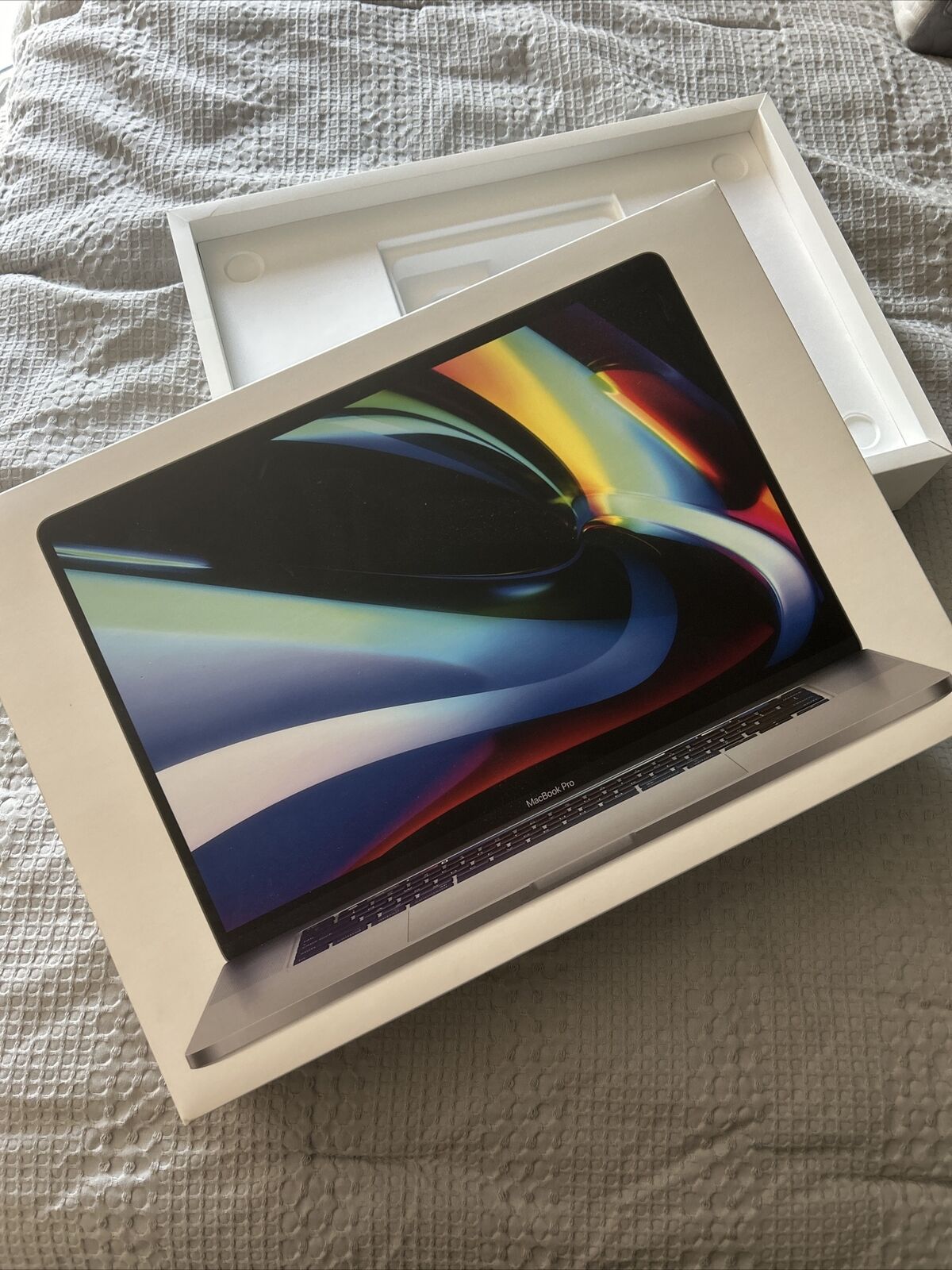 Apple MacBook Pro 16 Silver A2141 EMPTY BOX