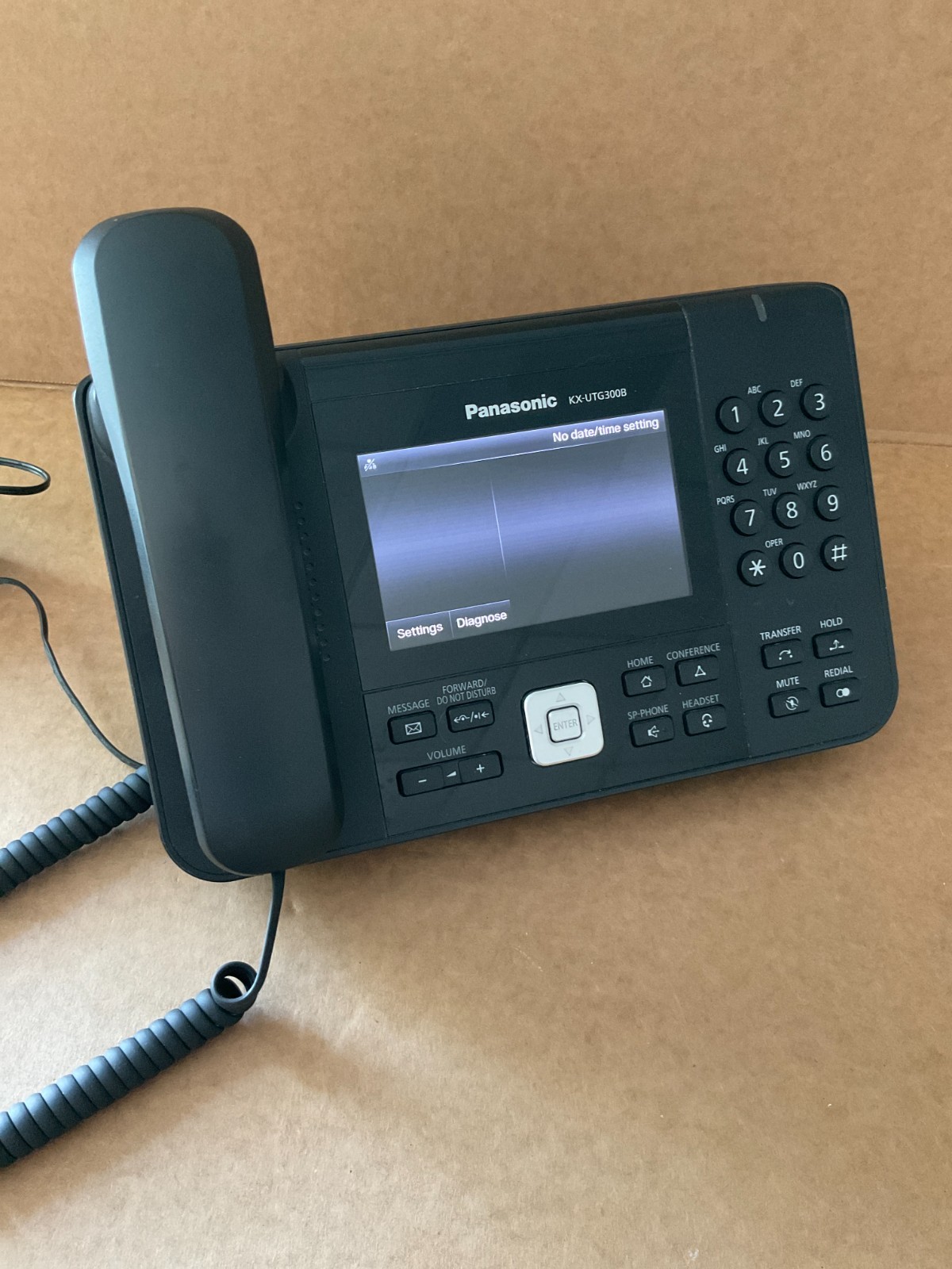 Panasonic KX-UTG300B is an enterprise-class 6-line SIP VoIP business phone