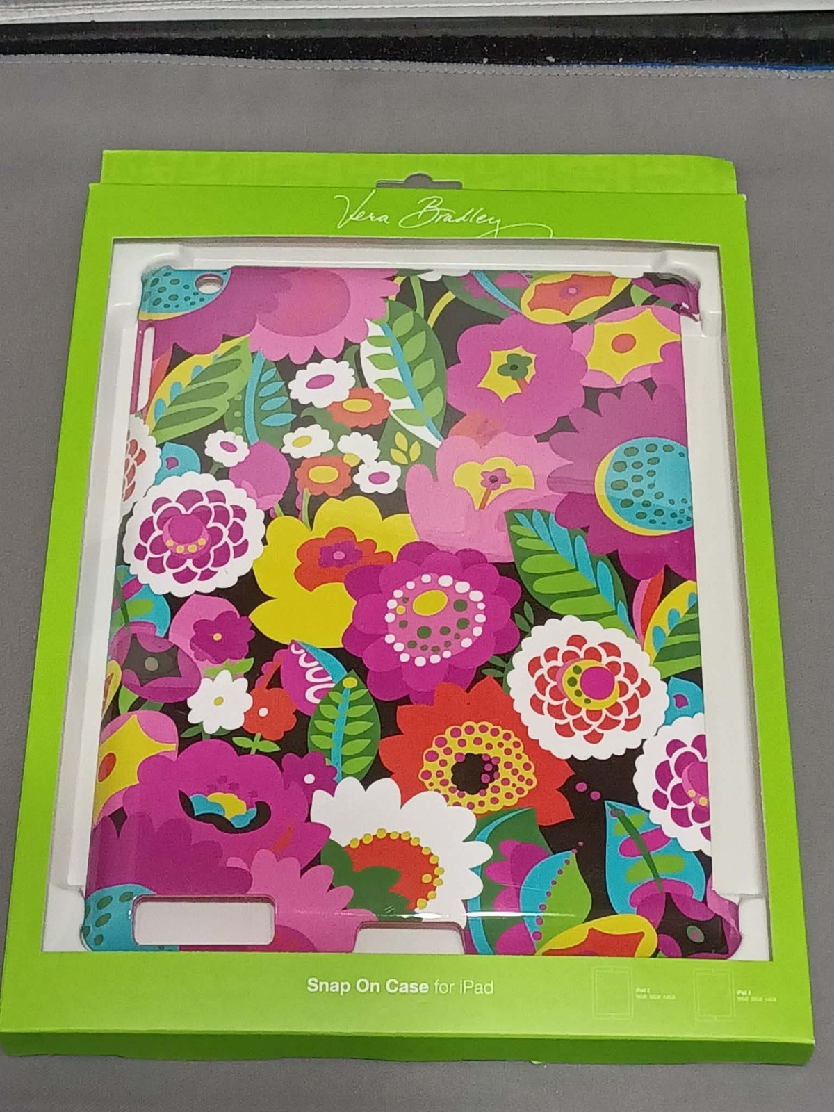 New Vera Bradley Snap On Hard Shell Case for iPad 2 & 3. Va Va Bloom.