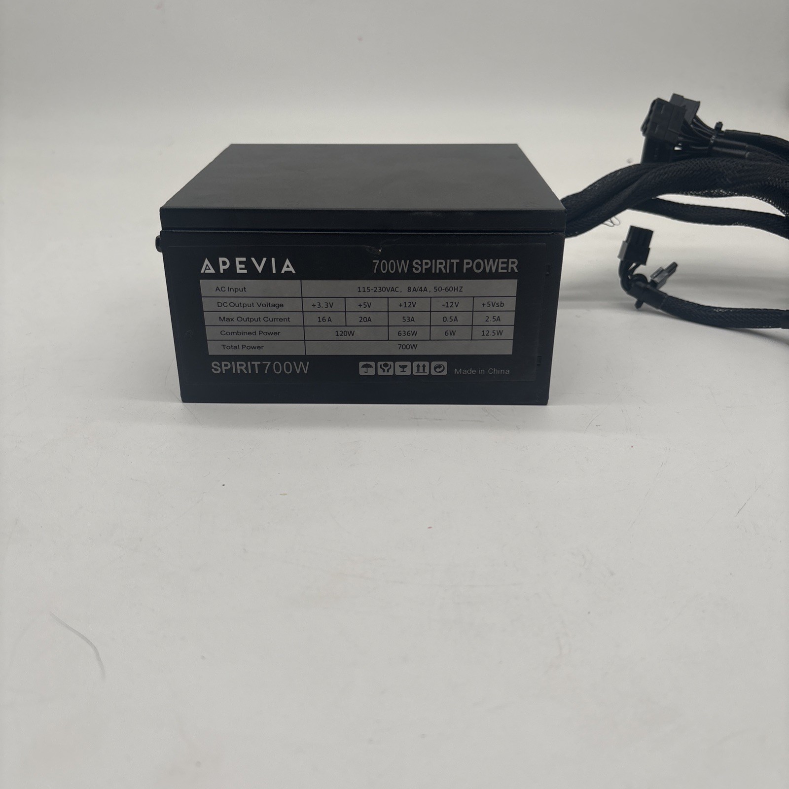 Apevia  ATX-PR 700W Switching Power Supply