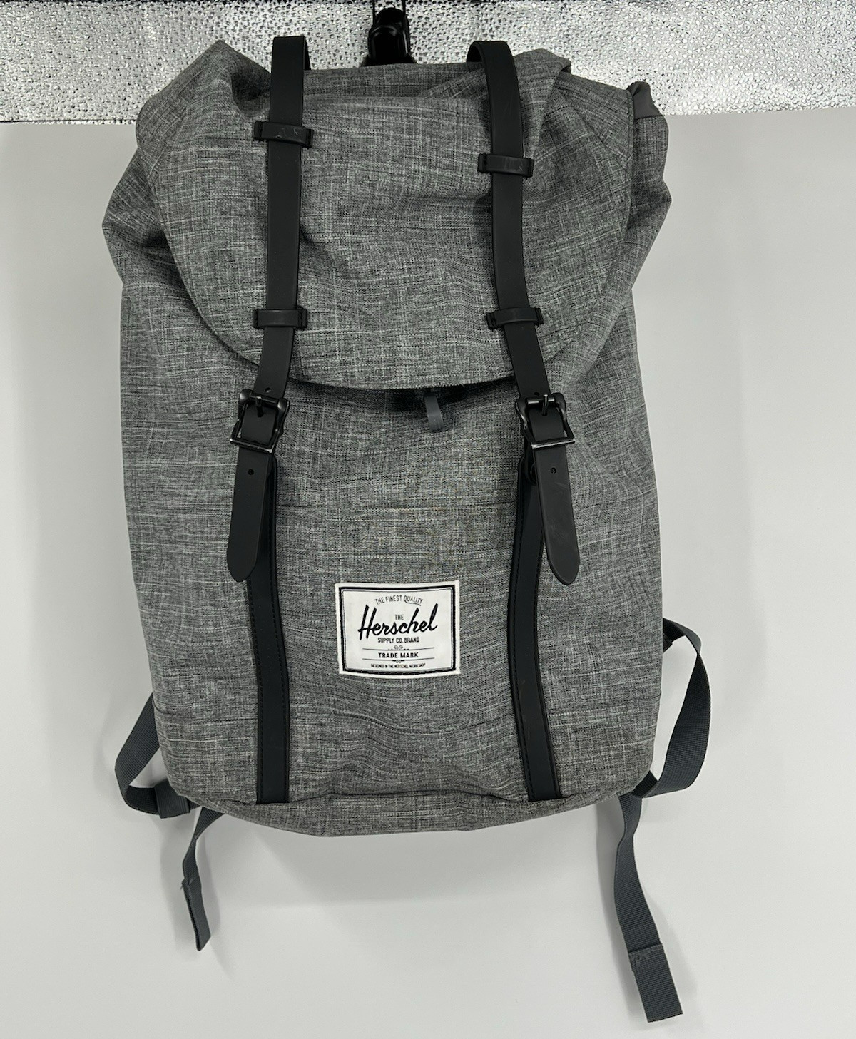 Herschel Retreat Backpack Grey Raven Crosshatch Padded Soft Laptop Pocket