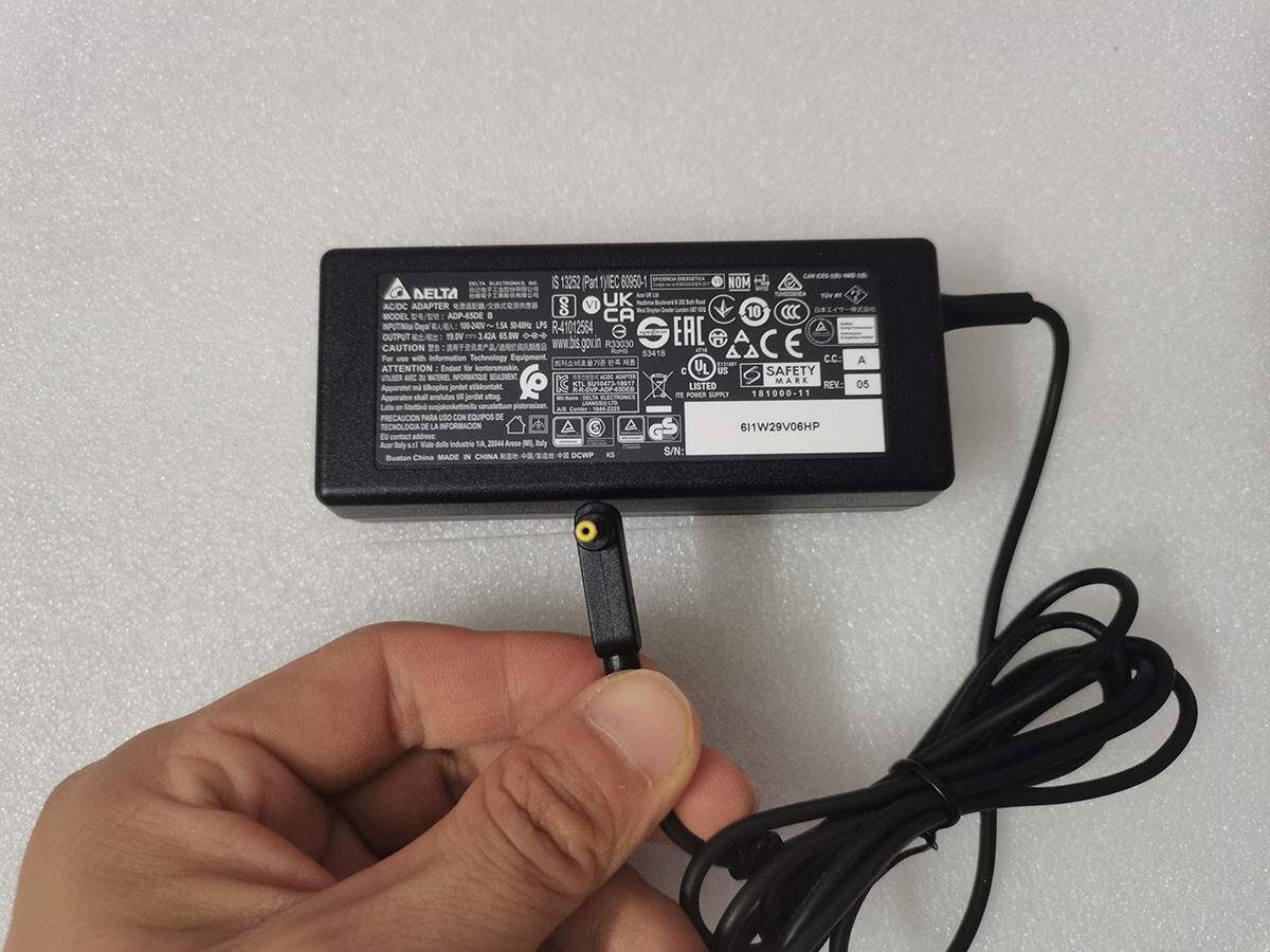 For Acer Aspire A515-54G Delta 65W ADP-65DE B 19V 3.42A 3.0mm AC Adapter Genuine
