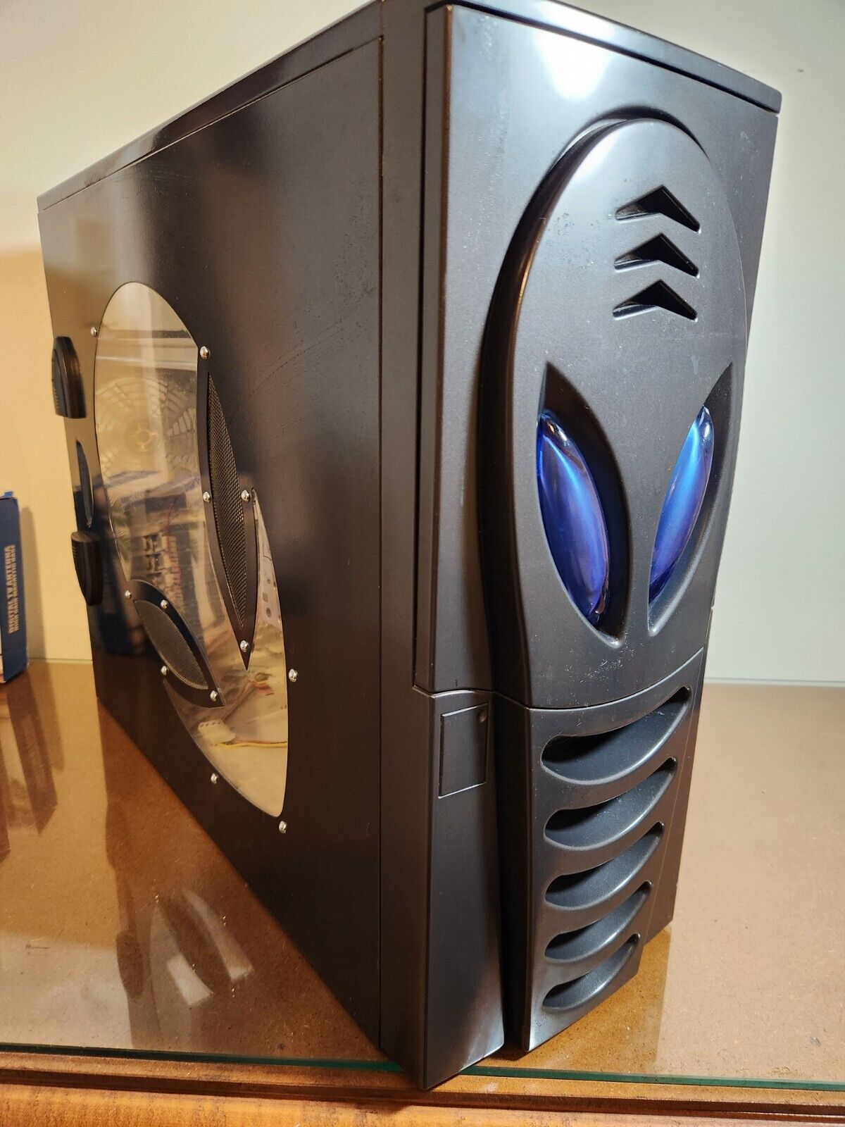 Vintage Rare HTF Atop Z-Alien ATX Gaming PC Computer Case W/ Side Window AT959