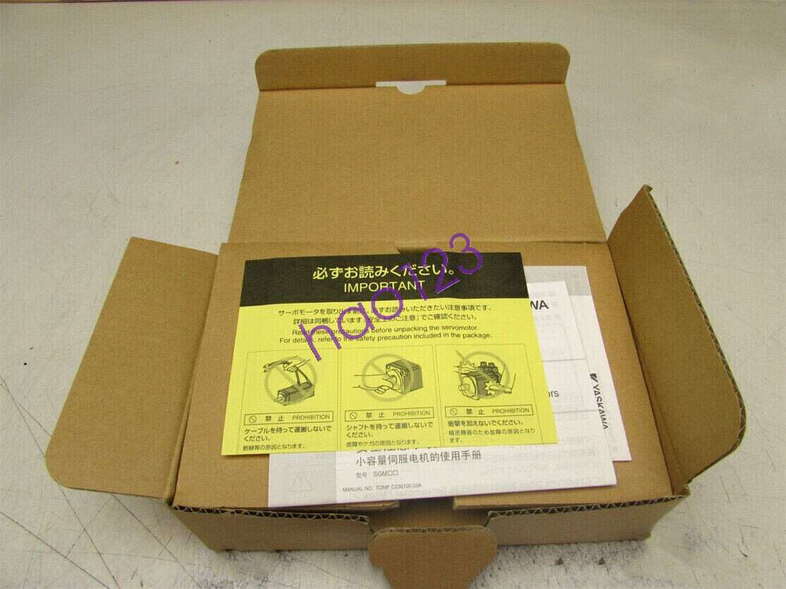 1PC NEW Yaskawa Servo motor SGMAH-02AAA2C-Y2 IN BOX VIA DHL/FedEx