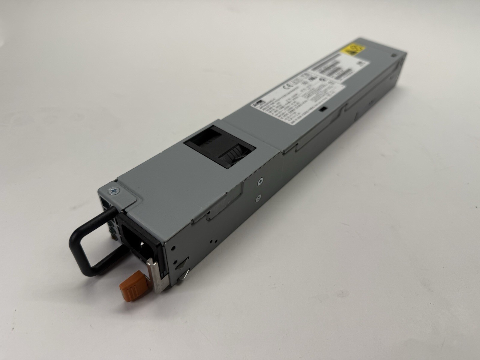 ACBel Power Supply IBM 39Y7226 675W FS7023-030G
