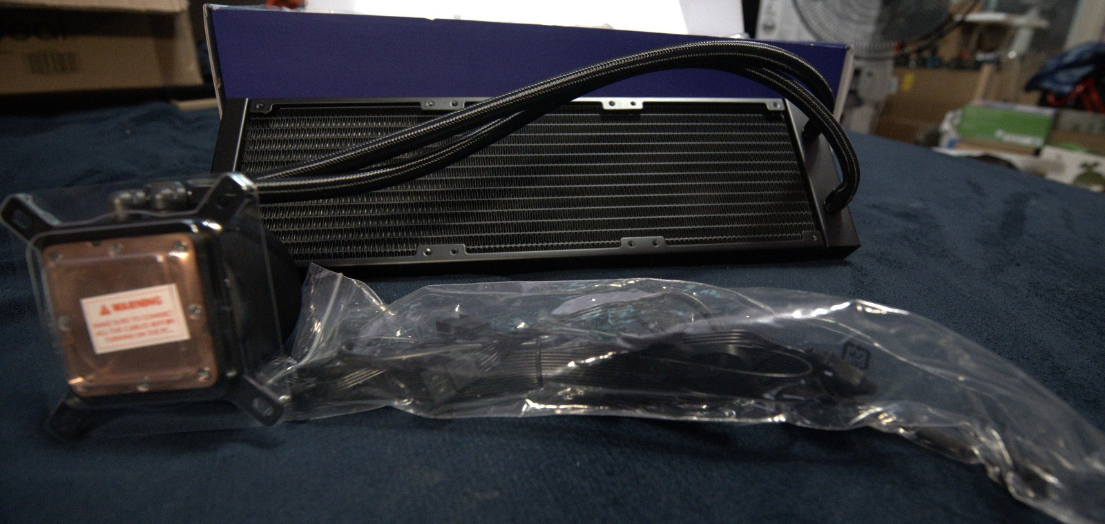 NZXT Kraken Plus 360mm Radiator CPU Liquid Cooler w/ 1.54" LCD Black Fans