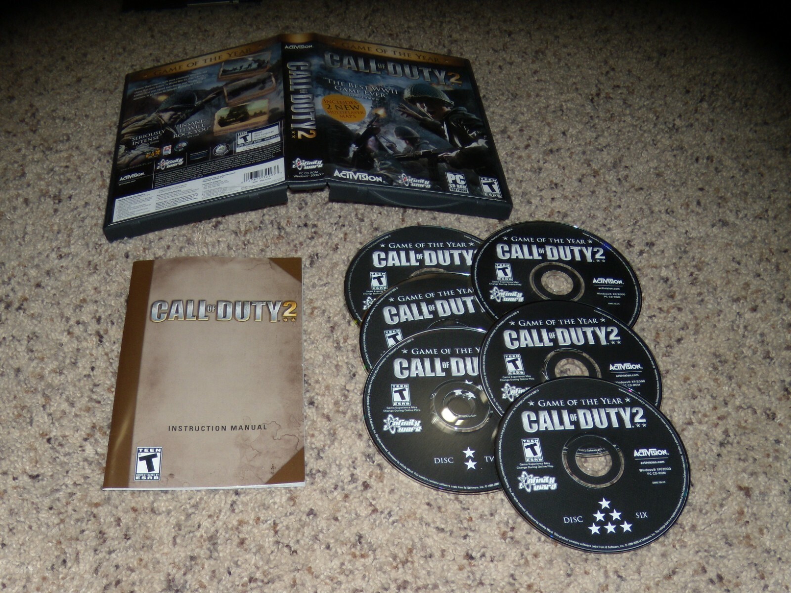Game of the Year Call of Duty 2 (PC, 2005) Game with manual, case and key