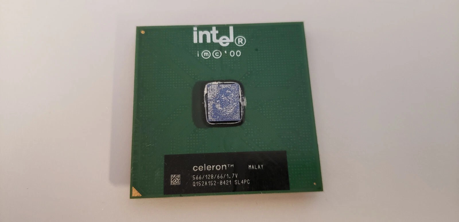 Intel Celeron 566MHz CPU SL4PC Socket 370 PPGA370 566/128/66/1.7v SL4PC Tested W