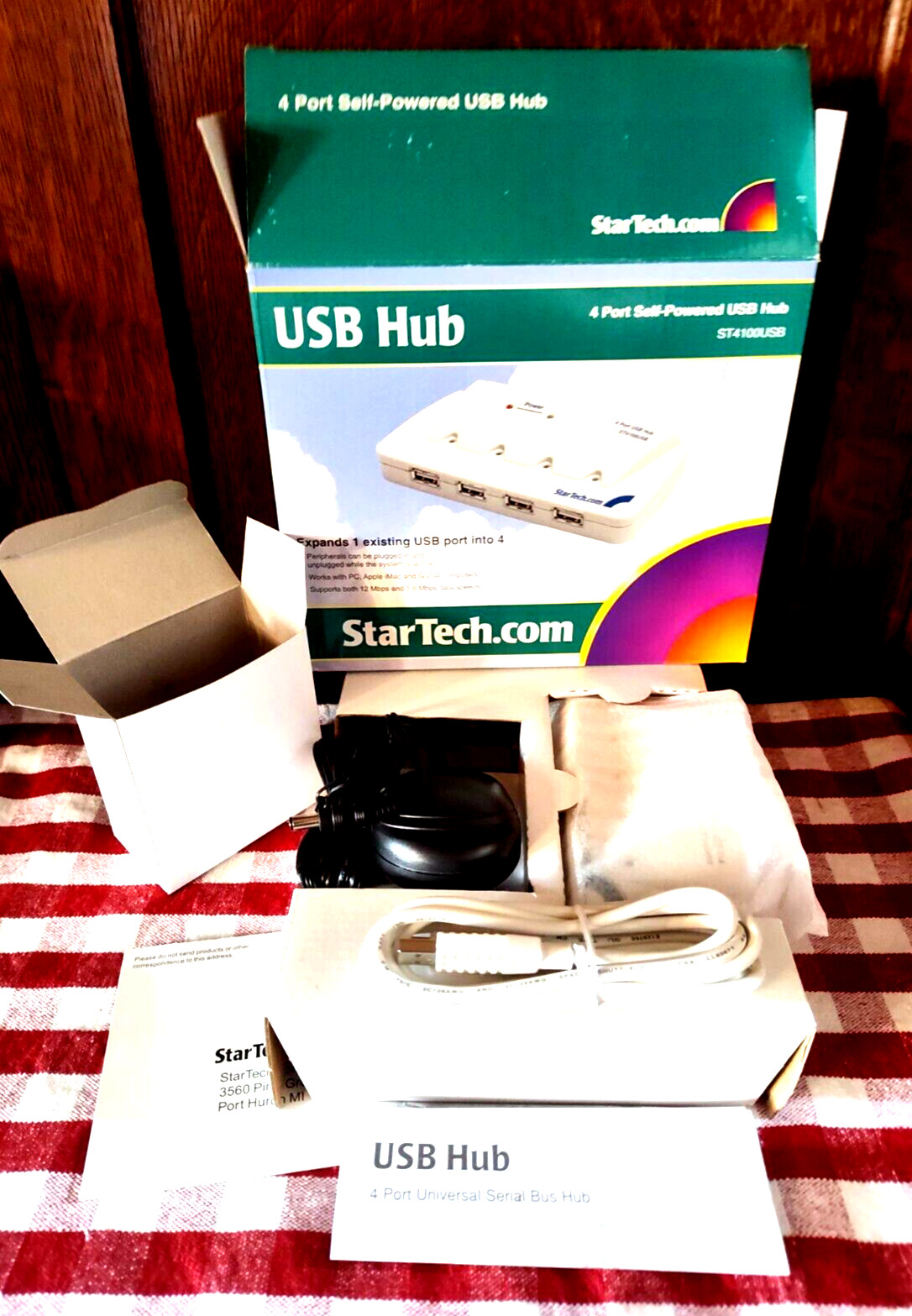 StarTech 4 Port Self-Powered USB Hub NIB NOS ST4100USB