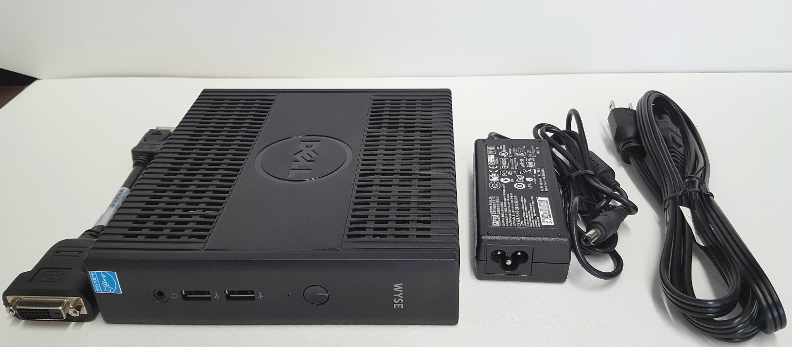Windows XP Mini Retro Gaming PC - 2.4ghz CPU, Radeon R5e, 4GB Ram, 64GB SSD