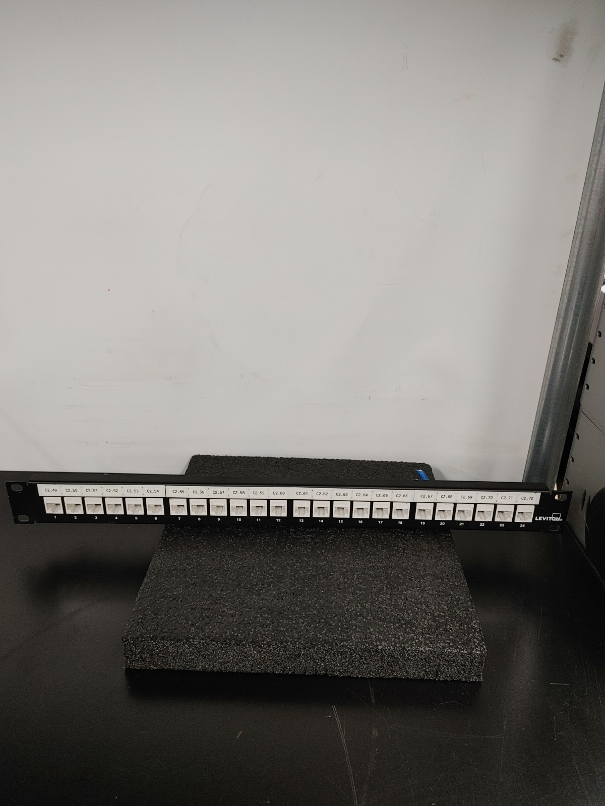 LEVITON 49255-H24 Flat QUICKPORT 24 Port Patch Panel with GIGAMAX Jack