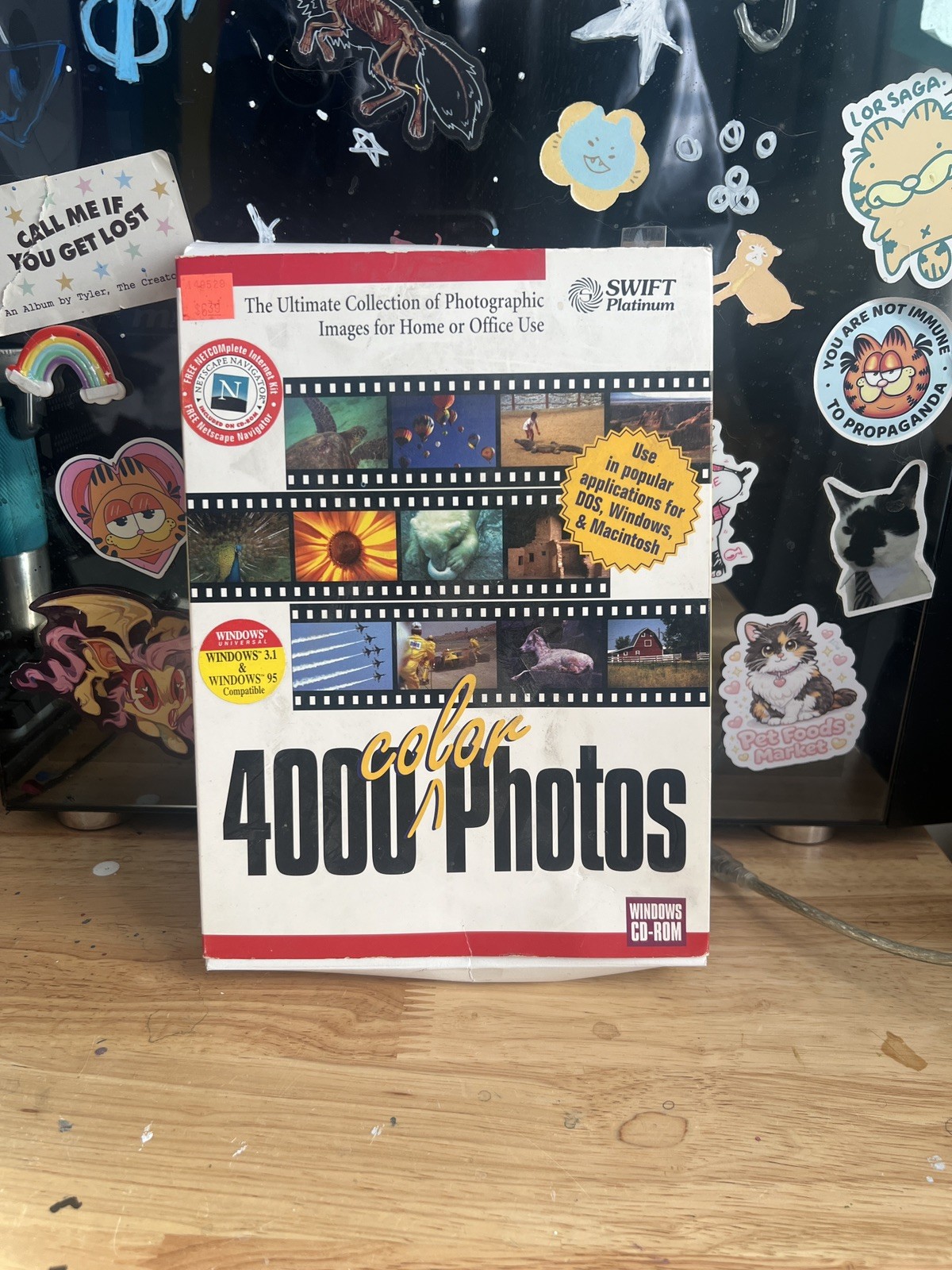 1995 Cosmi Swift Platinum 4000 Color Photos Windows 95 CD-ROM 