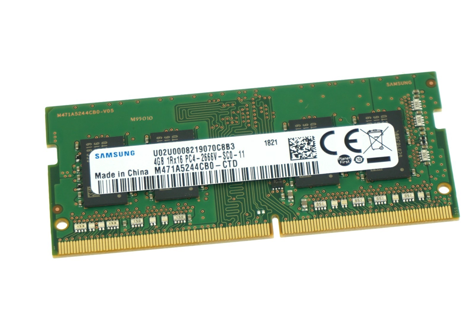 M471A5244CB0-CTD GENUINE SAMSUNG LAPTOP MEMORY 4GB DDR4 PC4-2666V-SC0-11 (CA68)