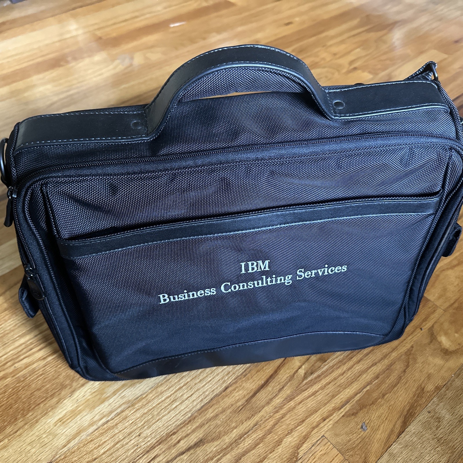 Vintage IBM Black 17" Laptop Briefcase Bag with Shoulder Strap Employee