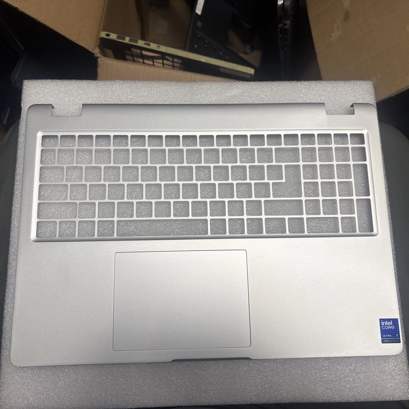 Genuine Dell Pro 16 Plus PB16250 Palmrest Touchpad  0WWW17 WWW17  M70 Grade A+
