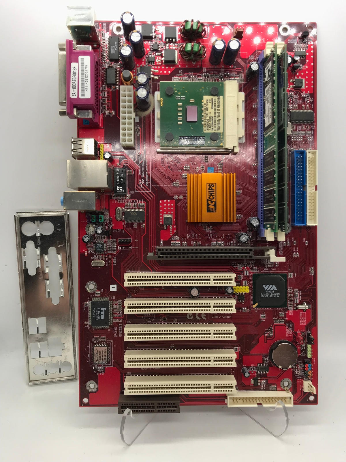 PCCHIPS M811 VER:3.1 Motherboard Socket A 1.25GB DDR ATX AMD Duron 1600